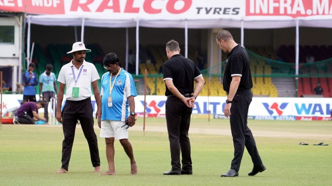 
India vs Bangladesh, 2nd Test, day 3: Overnight rain, wet outfield wipes out 1st session 