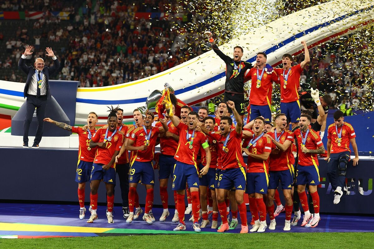Spain beat England to win Euro 2024 final with late Oyarzabal goal