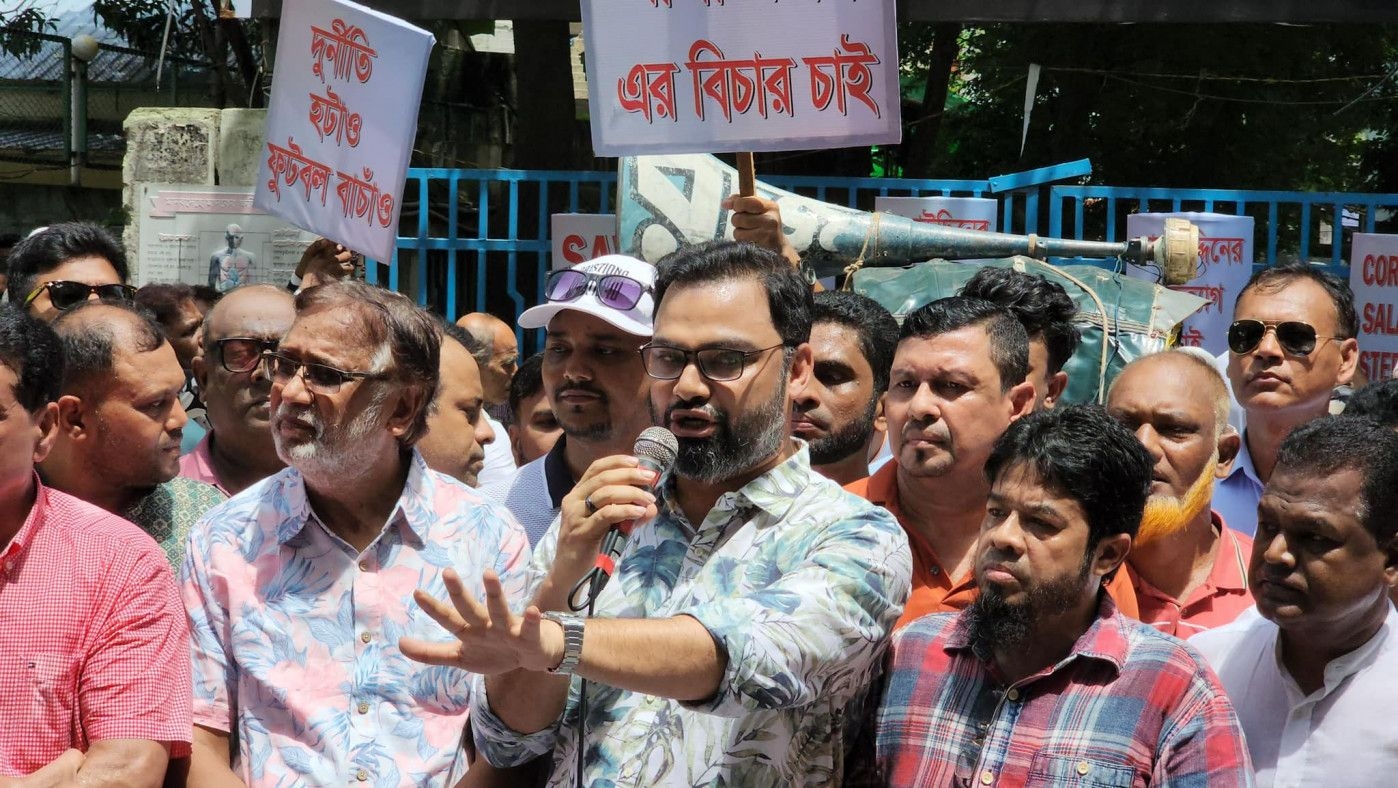 Aminul leads ex-footballers in demanding Salahuddin’s resignation and election delay