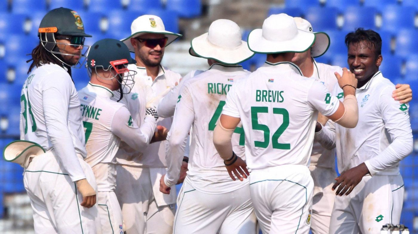 
      South Africa complete test series whitewash as Bangladesh suffer another batting collapse    